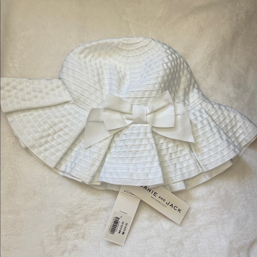Janie and Jack Textured White Kids Hat with Bow